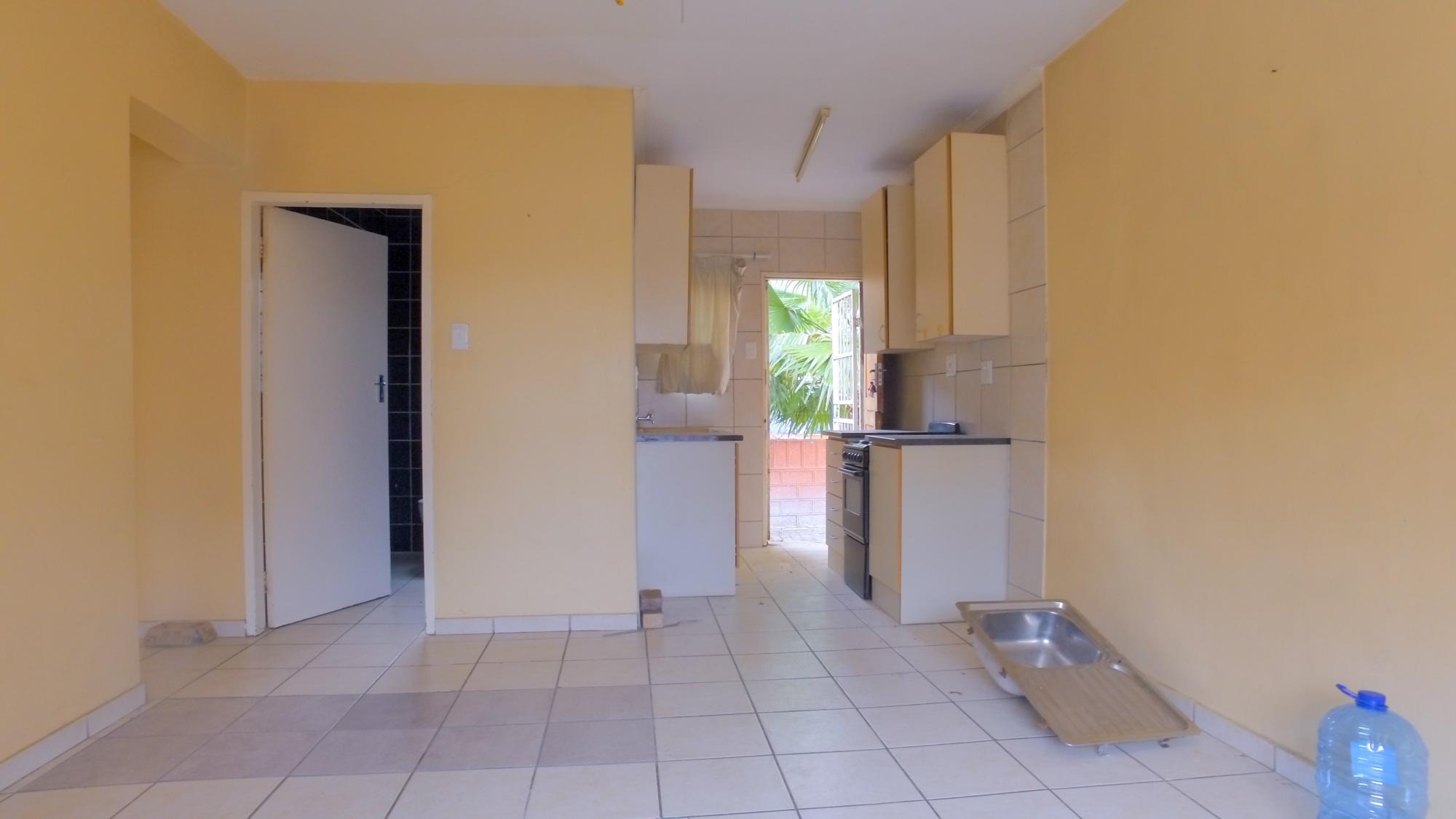 2 Bedroom Property for Sale in Rustenburg Central North West